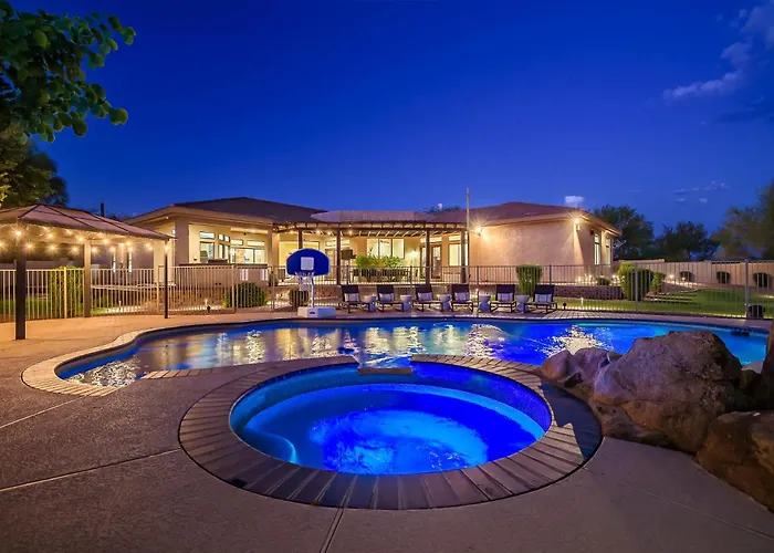 Private Movie Theater Luxury Pool Hot Tub * Scottsdale