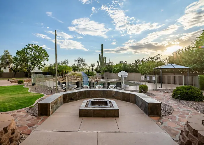 Private Movie Theater Luxury Pool Hot Tub * Scottsdale