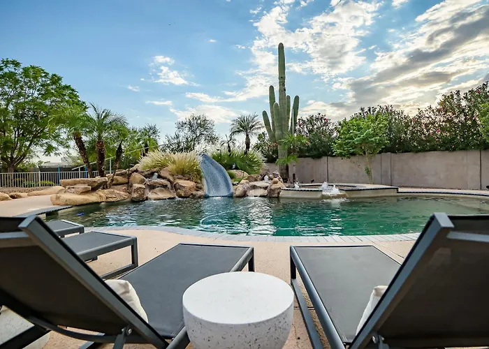 Private Movie Theater Luxury Pool Hot Tub Scottsdale