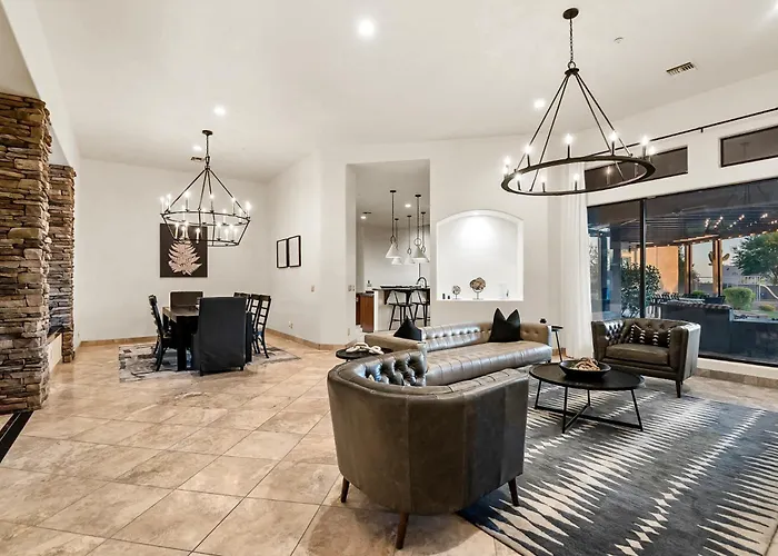 Private Movie Theater Luxury Pool Hot Tub * Scottsdale