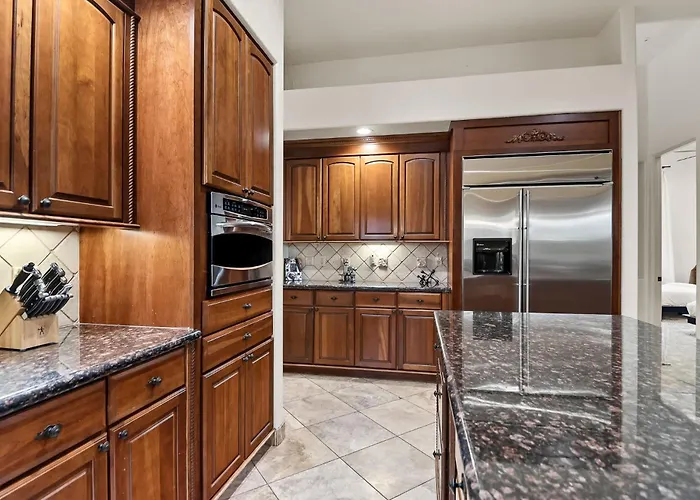Private Movie Theater Luxury Pool Hot Tub Holiday home Scottsdale