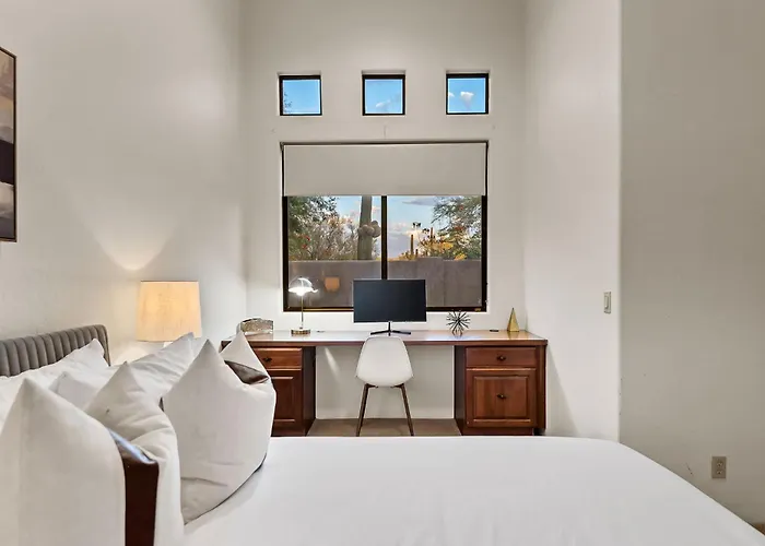 Private Movie Theater Luxury Pool Hot Tub Holiday home Scottsdale