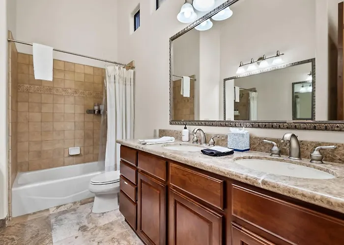 Private Movie Theater Luxury Pool Hot Tub Holiday home Scottsdale