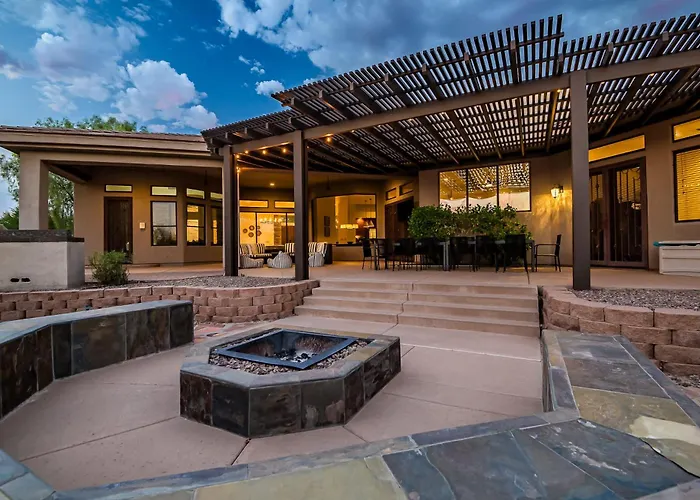 Private Movie Theater Luxury Pool Hot Tub Scottsdale