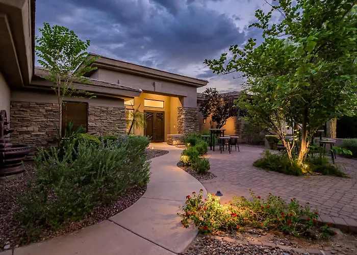 Private Movie Theater Luxury Pool Hot Tub * Scottsdale