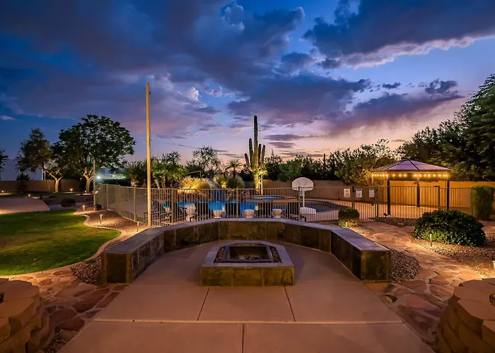 Private Movie Theater Luxury Pool Hot Tub Holiday home Scottsdale