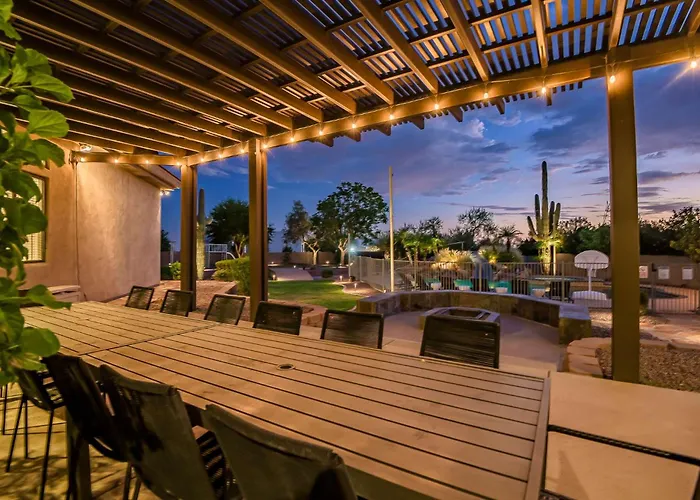 Private Movie Theater Luxury Pool Hot Tub Holiday home Scottsdale