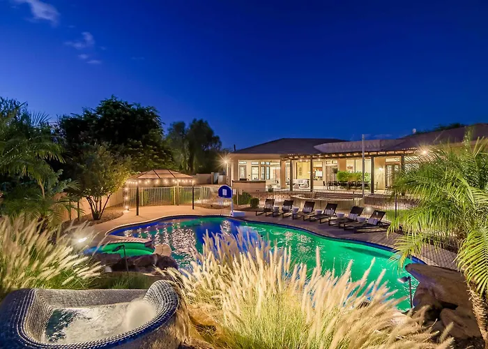 Private Movie Theater Luxury Pool Hot Tub Holiday home *
